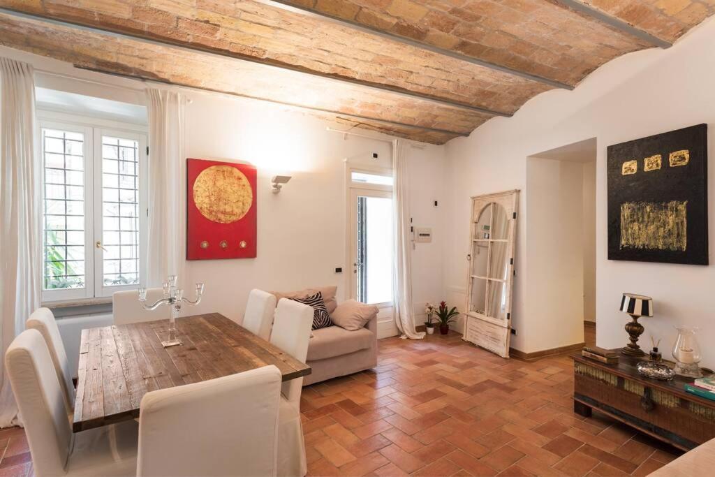 Lovely Colosseum Loft Apartment Roma Ngoại thất bức ảnh