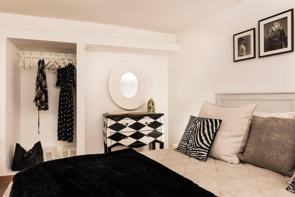 Lovely Colosseum Loft Apartment Roma Ngoại thất bức ảnh