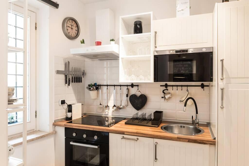 Lovely Colosseum Loft Apartment Roma Ngoại thất bức ảnh